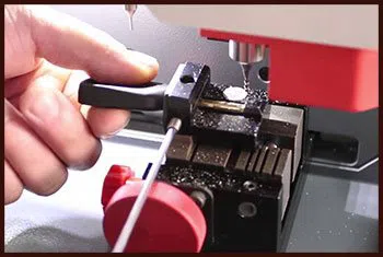 Usa Locksmith Service Signal Hill, CA 562-274-0790 - 11-key-cutting